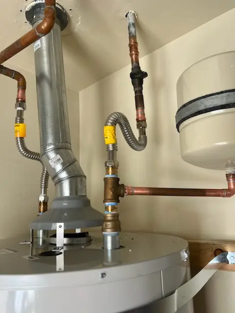 Water heater installation and plumbing repair in Bufflao Manor